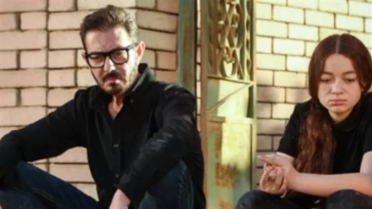 كابوس التكنولوجيا.. كيف دمرت الأجهزة الرقمية العائلة في الحلقة 24 بمسلسل لعبة وقلبت بجد؟